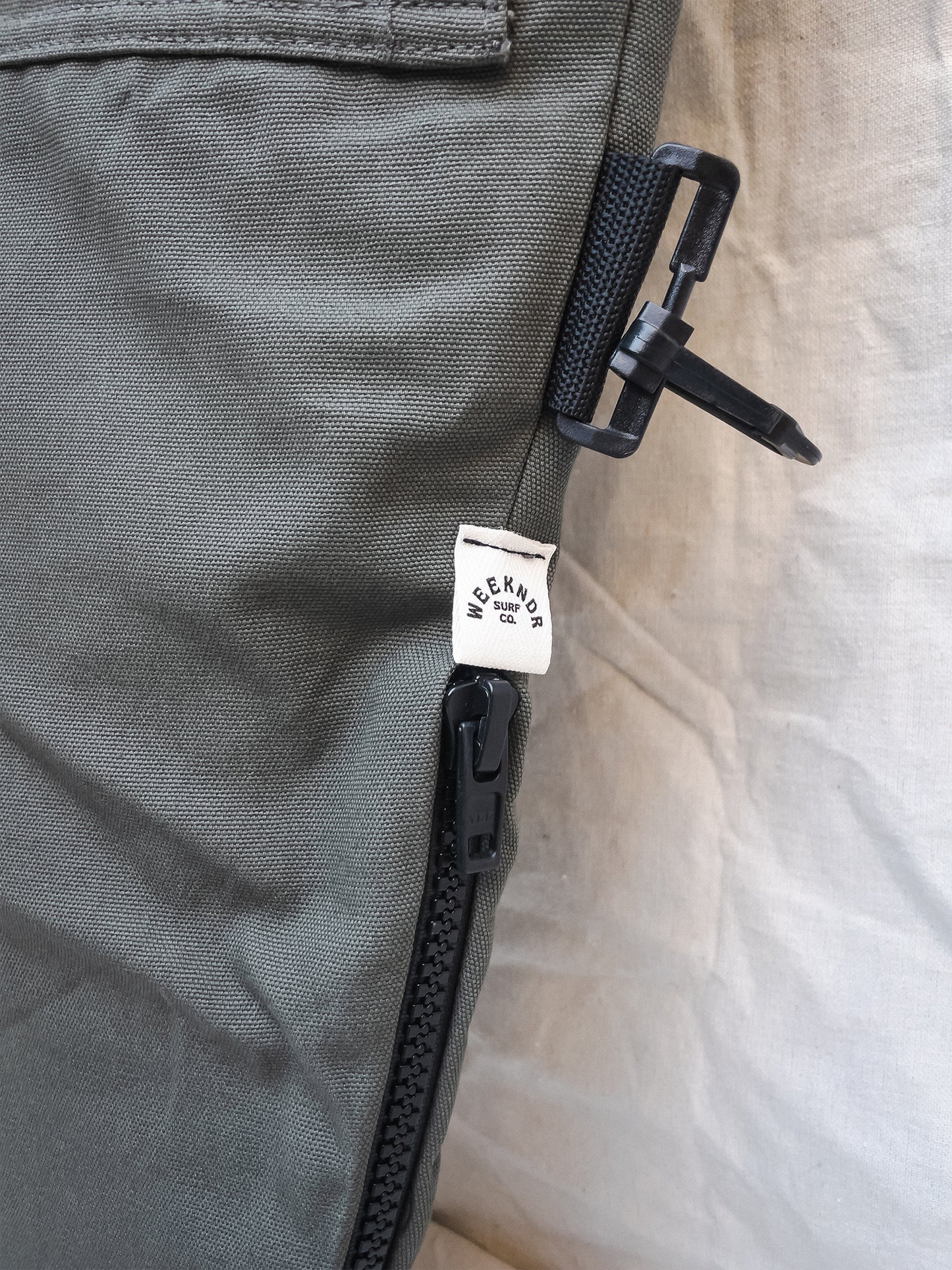 White Canvas Board Bag - 7’6