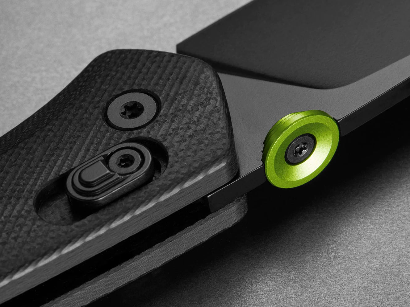 The Carter - Black & Black