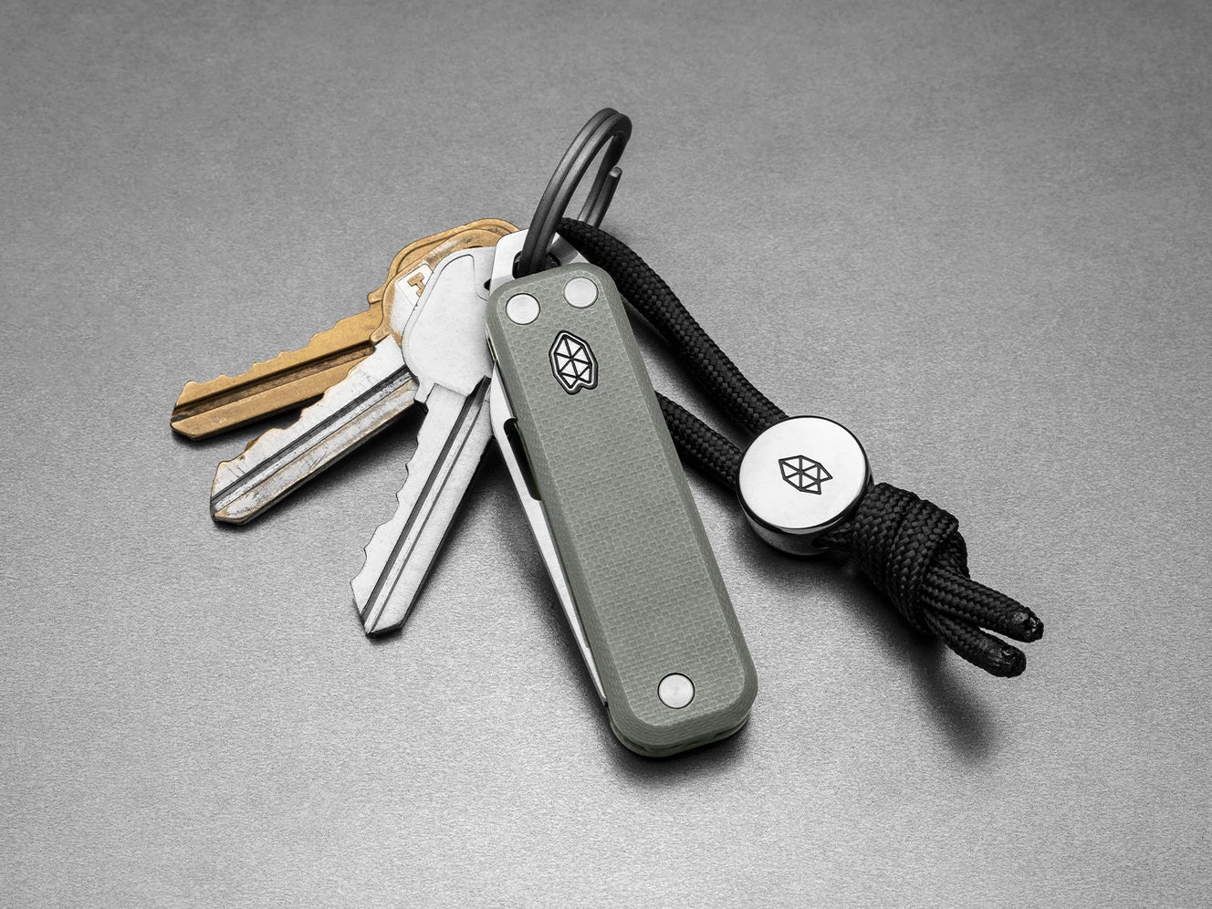 The Elko - Gray & Stainless